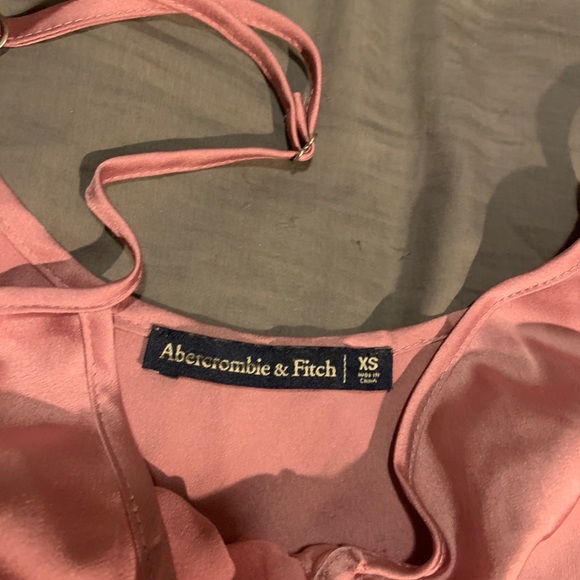 Satin crop top - Picture 3 of 3